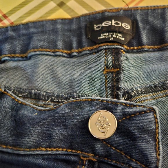 BEBE Distressed Heartbreaker Skinny Jeans With Rhinestones Studs Size 31 - Picture 6 of 7